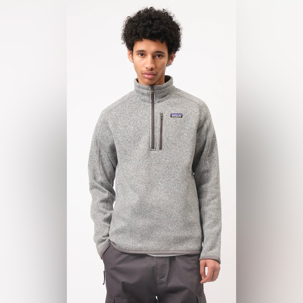 Patagonia Men’s Gray Half-Zip Fleece Pullover